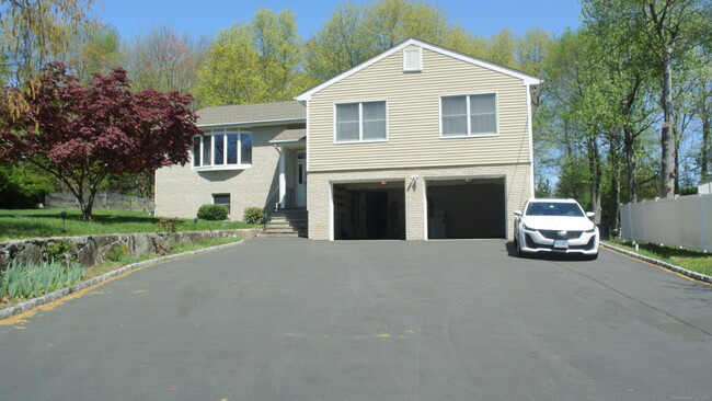 Photo - 302 Westwood Rd House