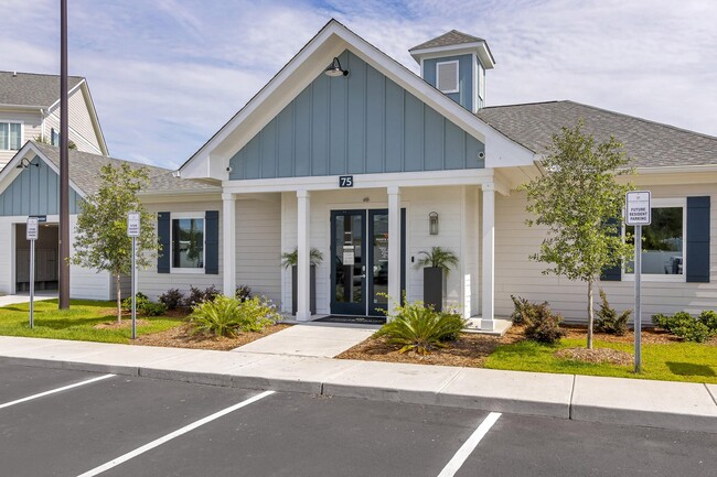 Photo - The Pointe Grand Apartment Homes