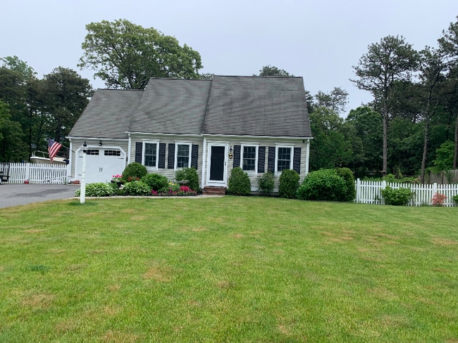 Building Photo - 359 Yankee Dr Rental