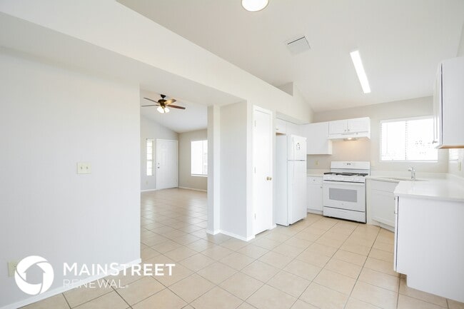 Photo - 5409 S Wembly Rd