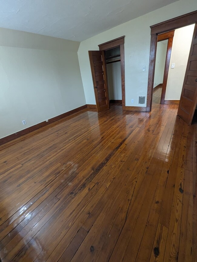 Photo - 94 Hobart St Unit 3