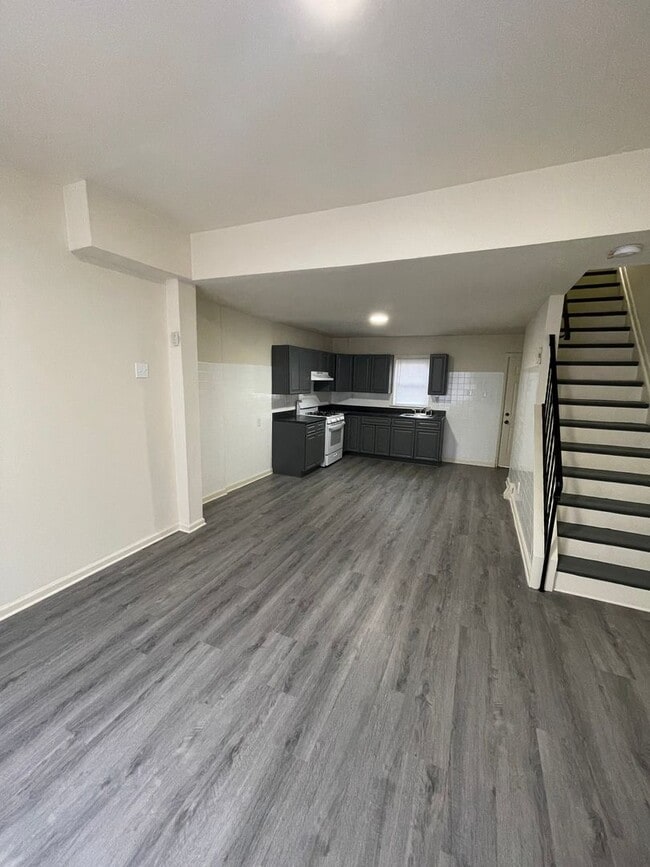 Photo - Four Bedroom House For Rent