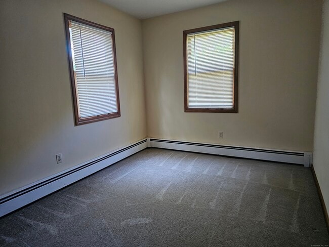 Photo - 25 Brook Pine Dr