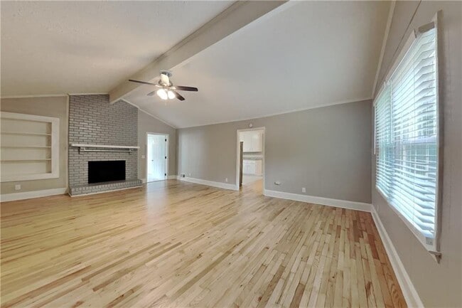 Photo - 605 Huckleberry Rd