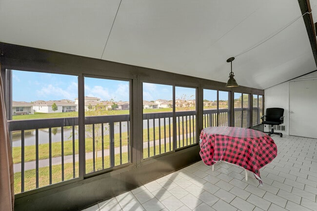 Photo - 13679 Date Palm Ct Unit B