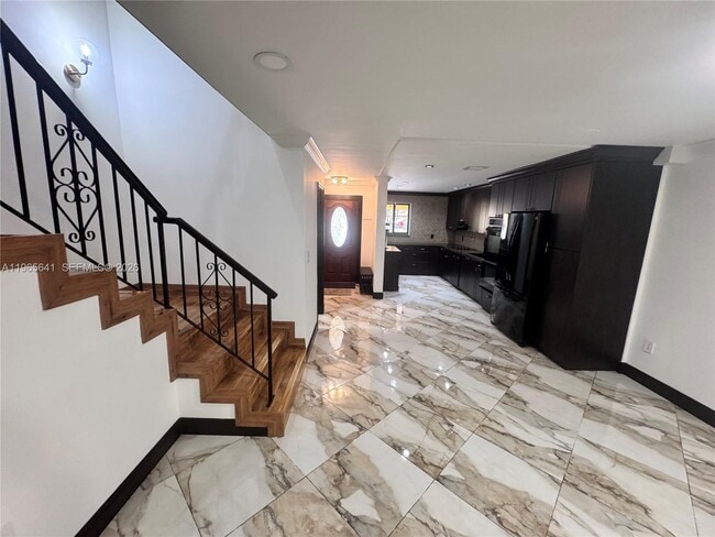 Photo - 3994 Estepona Ave