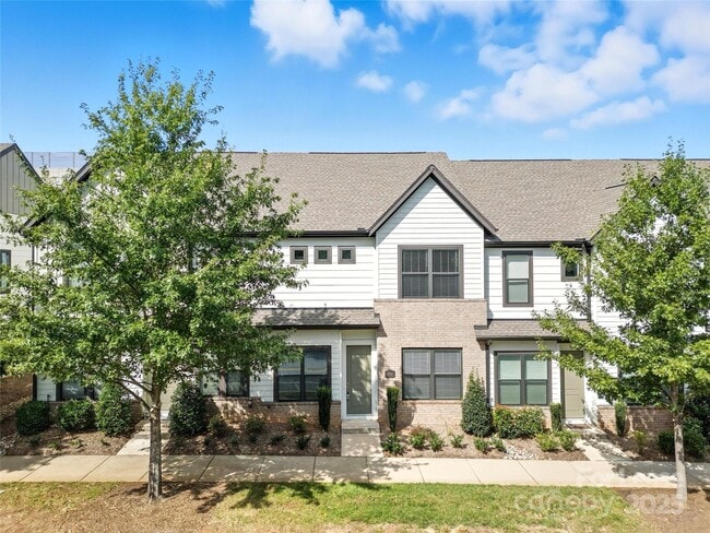 Building Photo - 5914 Ardrey Kell Rd Rental