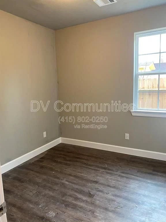 Photo - "Charming 3-Bedroom Home in Rosenberg with 2 Full Baths and 1,400 Sq Ft of Comfortable Living Spa...