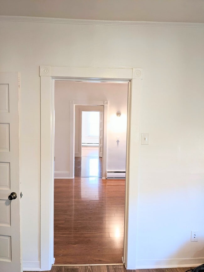 Photo - 612 E Morton St Unit #1