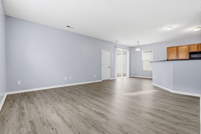 Photo - 511 Anthem St