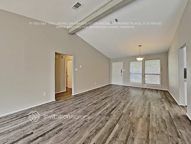 Photo - 200 Kalmia Dr