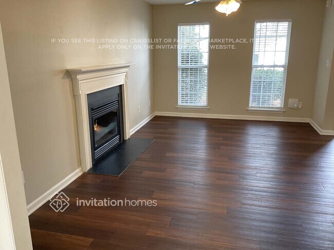 Photo - 2419 Ivy Run Dr