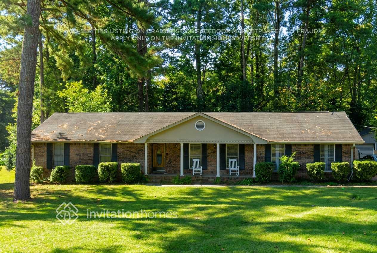 Photo - 1625 Walnut St SE