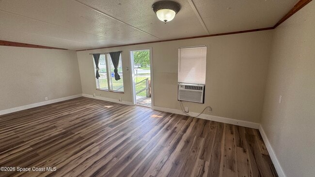 Photo - 1159 Bailey Ct