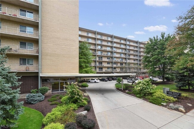 Photo - 10301 Lake Ave Unit 807