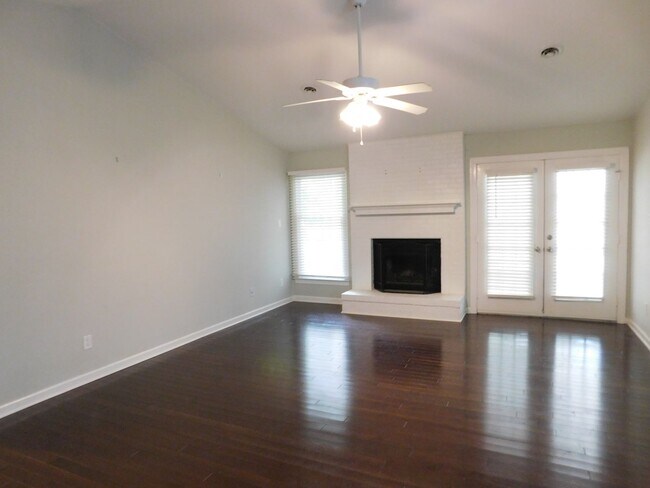 Photo - 278 Gatewood Dr