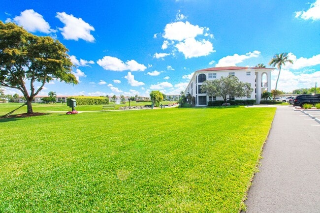 Building Photo - ***2 BEDS/2 BATHS***55+ COMMUNITY***ANNUAL RENTAL***