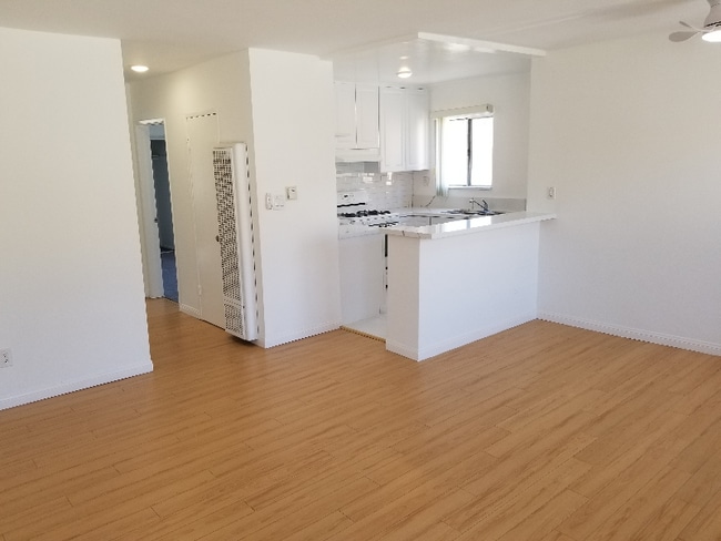 Photo - 1534 10th St Unidad 9