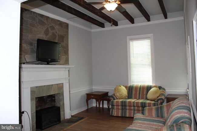 Photo - 116 Greenbank Rd