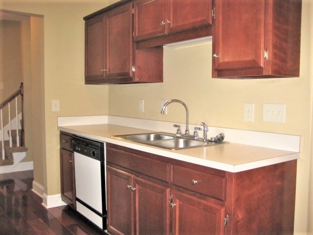 Photo - 103 Oak Ct