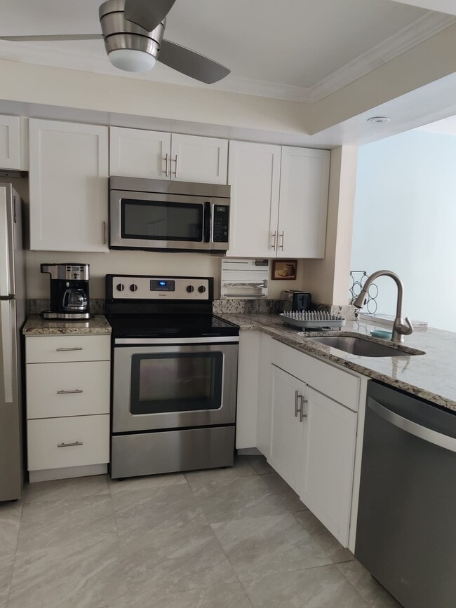 Photo - 14130 Rosemary Ln Unidad 3207