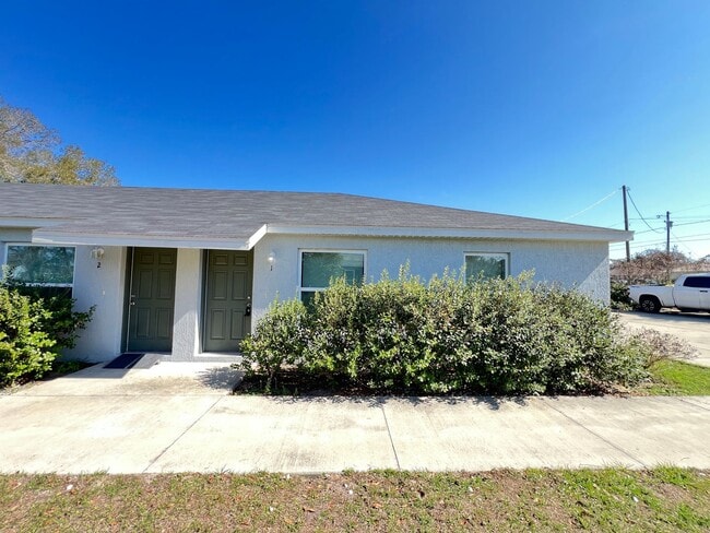 Building Photo - Charming 2-Bedroom, 2-Bathroom Rental in the Heart of Ocala!
