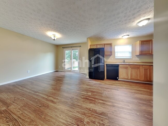 Photo - 531 Sherman Dr