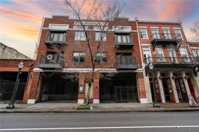 Photo - 360 Dauphin St