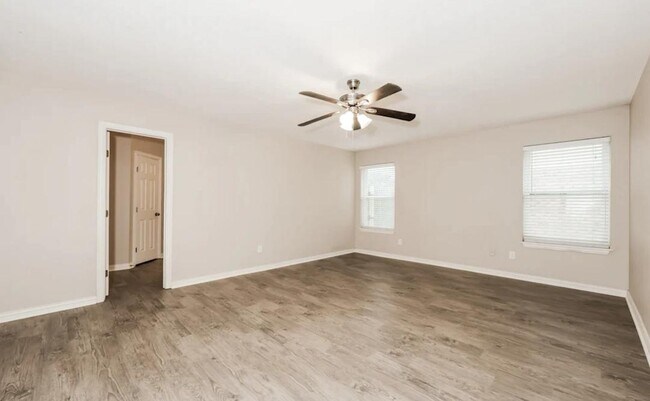 Photo - 224 E Valley View Dr