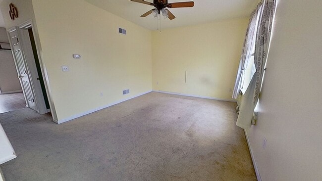 Photo - End Unit Townhouse