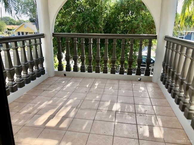 Photo - 17 El Campo Dr