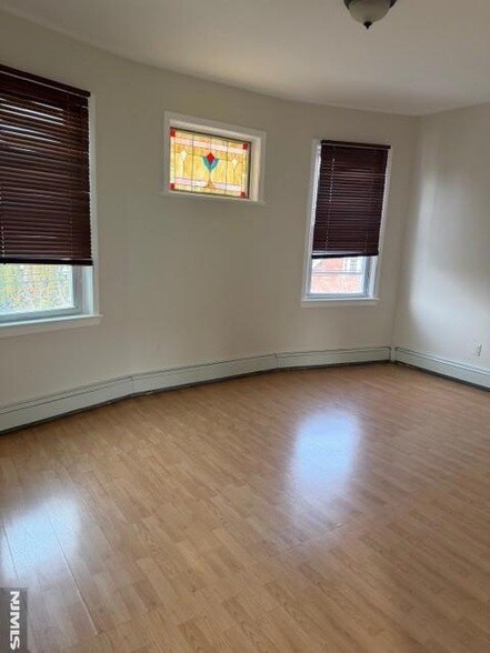 Photo - 176 Shaw St Unit 4