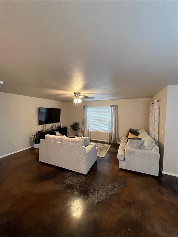 Photo - 1459 Sligo St