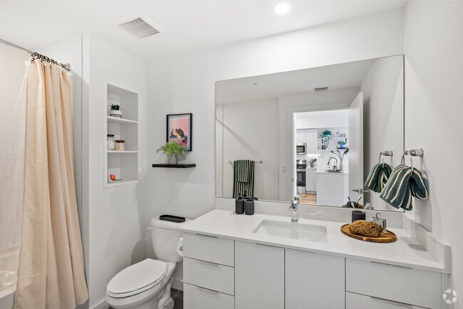 The Vine 2BR, 2BA - 977SF - Bathroom