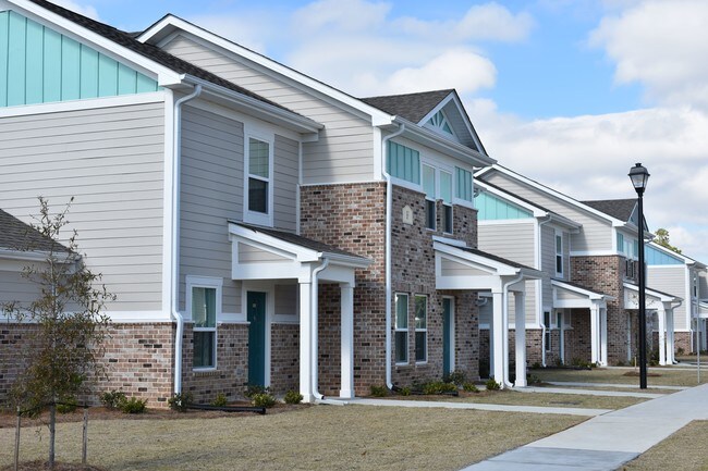 Photo - 19451 Oak Rd W