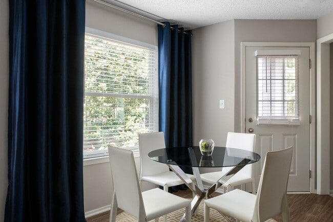 Photo - Anson at the Lakes