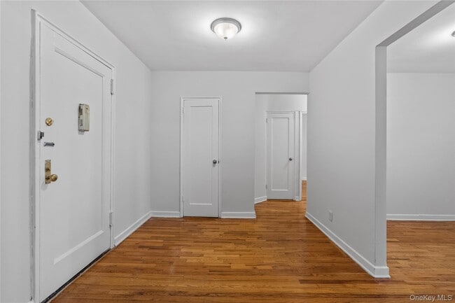Photo - 140 E Hartsdale Ave Unit 3D