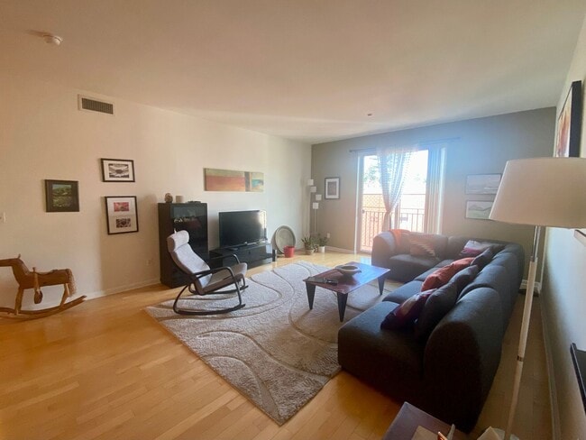 Photo - Live in Style & Convenience in the Heart of Downtown Campbell