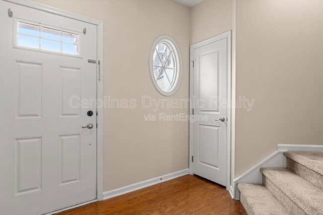 Photo - 2601 Silverthorn Dr