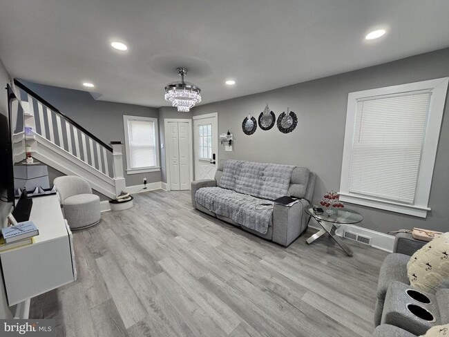 Photo - 530 Walnut Ave