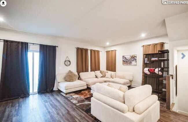 Building Photo - 139 Choke Cherry Ct