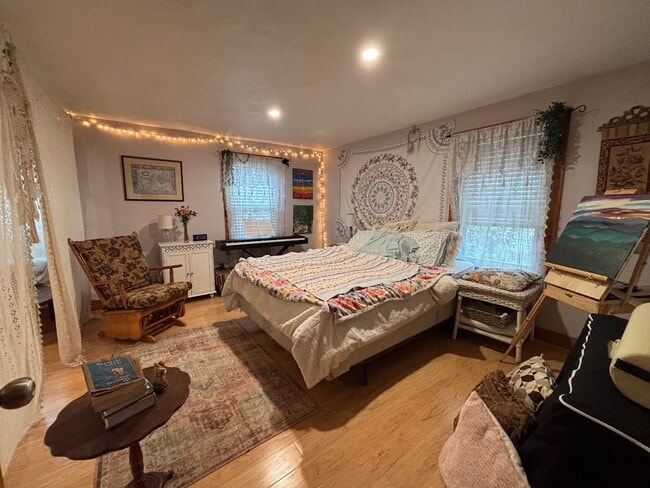 Building Photo - 98 Forge Village Rd Unit Fl 1