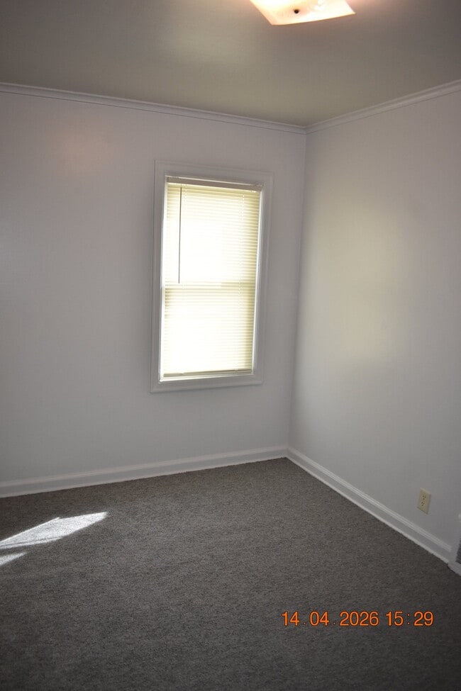 Photo - 5705 Fontenelle Blvd