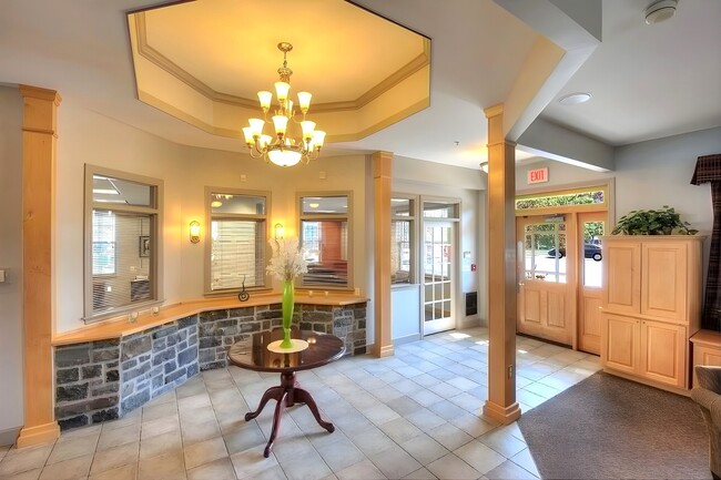 Photo - 1600 Elmwood