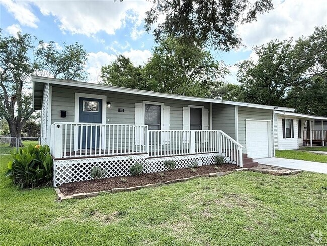 Building Photo - 322 Azalea St Rental