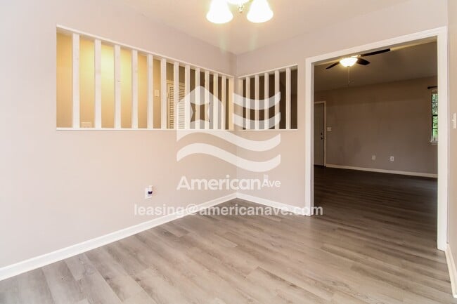 Photo - 3403 Blackstone St