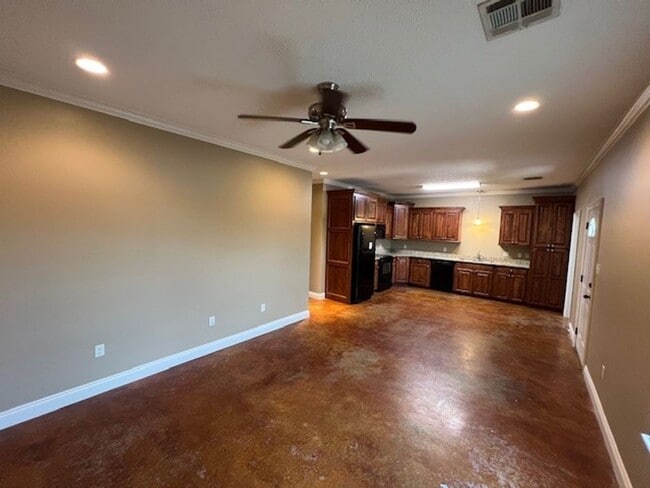 Photo - 3B/2B Duplex Available in South Lake Charles