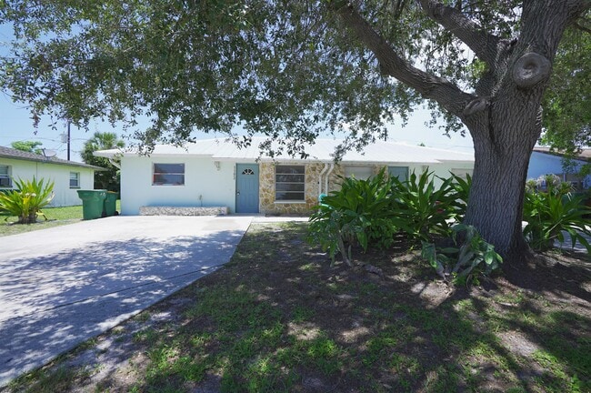Photo - 1193 S Alhambra Cir Unit 1