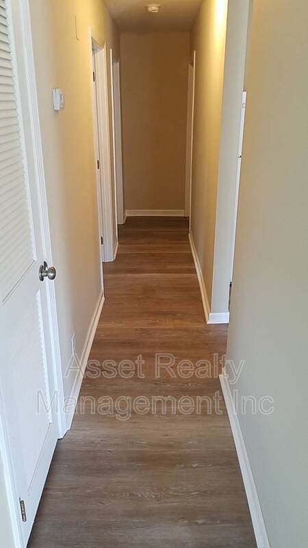 Photo - 2817 Colt Dr NE