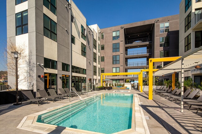 LLEWELLYN apartments — community photo